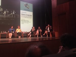 Η συζήτηση μετά το τέλος των ομιλιών του πάνελ "Women in Leadership - Overcoming obstacles in a challenging region", υπό το συντονισμό της Δημοσιογράφου και Opinion Editor της Hürriyet Daily News, κας Barçın Yinanç.